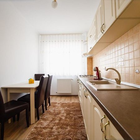 Bright & Elegant Central Apartment Oradea Eksteriør bilde