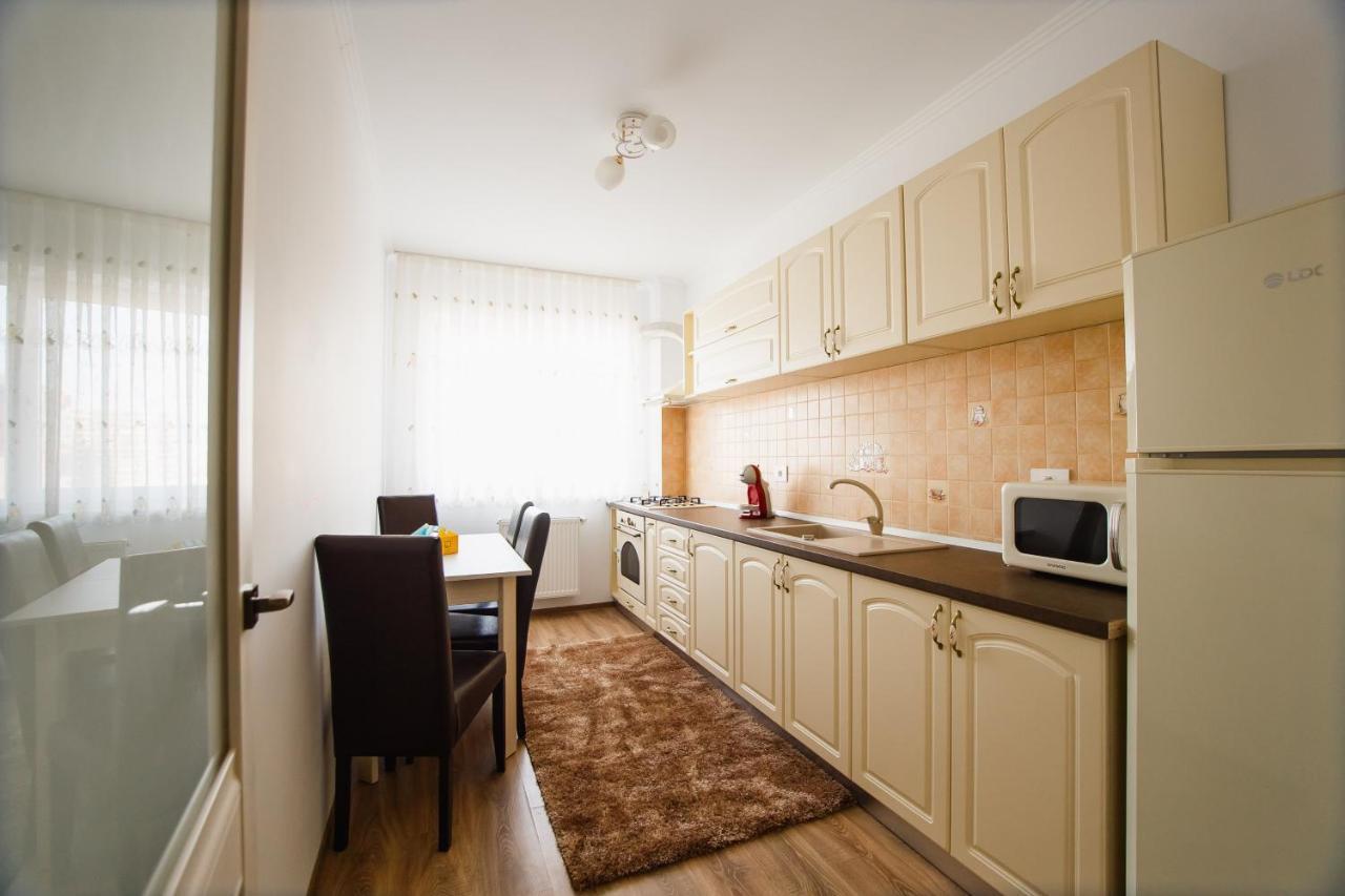 Bright & Elegant Central Apartment Oradea Eksteriør bilde