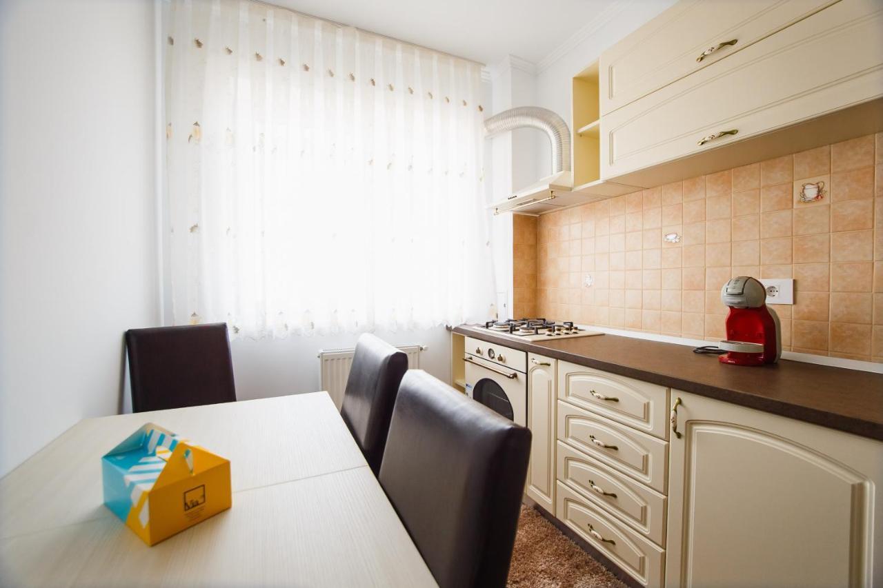 Bright & Elegant Central Apartment Oradea Eksteriør bilde